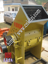 云南雙級(jí)無(wú)篩底粉碎機(jī)貴州無(wú)堵破碎機(jī)昆明無(wú)堵破碎機(jī)