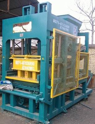 防城港多效水泥磚機介紹|水泥磚機特點解析