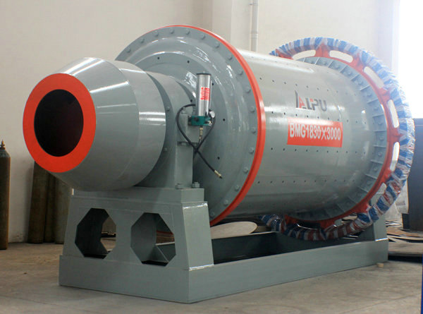 立浦重工棒磨機(jī)、節(jié)能棒磨機(jī)