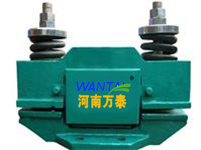 供應(yīng)河南萬(wàn)泰電磁倉(cāng)壁振動(dòng)器 電話：0373-5578168 電磁倉(cāng)壁振動(dòng)器