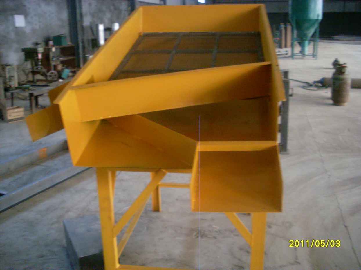 飼料行業(yè)振動(dòng)篩