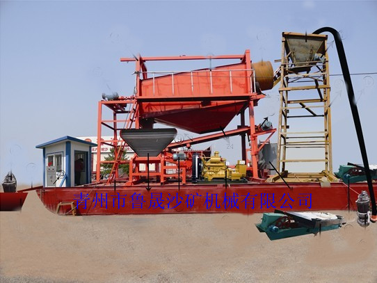 走出國門的采金機(jī)械，抽沙淘金船