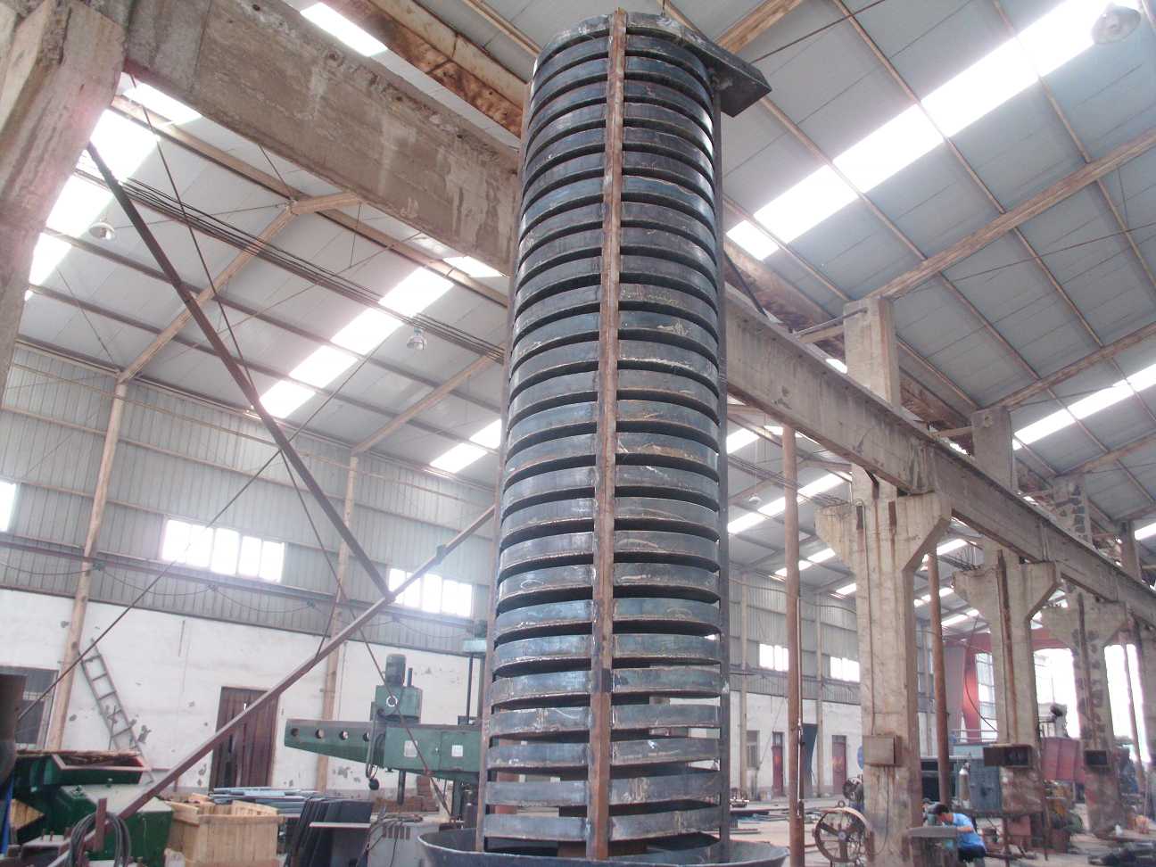 垂直輸送機(jī) 振動垂直輸送機(jī) 