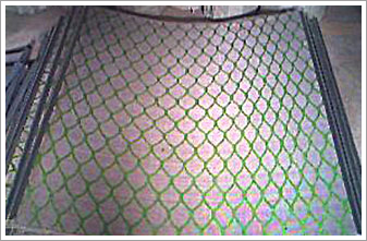  振動篩廠家-不銹鋼鋼板網(wǎng)