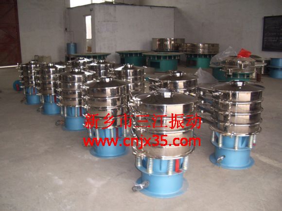 調(diào)料振動篩價格，新鄉(xiāng)三江振動機械廠家優(yōu)