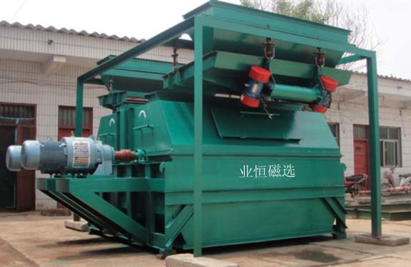 鐵礦磁鐵礦礦石干選機磁選設(shè)備永磁干選機