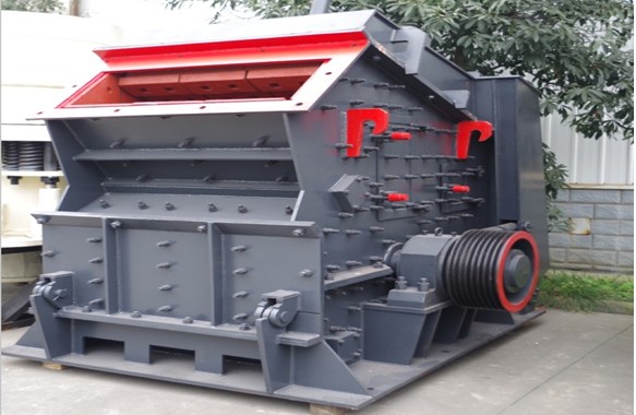 反擊式破碎機(jī)