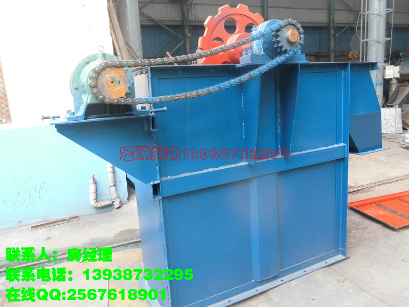 ne板鏈?zhǔn)教嵘龣C(jī)—從下往上垂直提升物料、誘導(dǎo)式重力卸料提升機(jī)