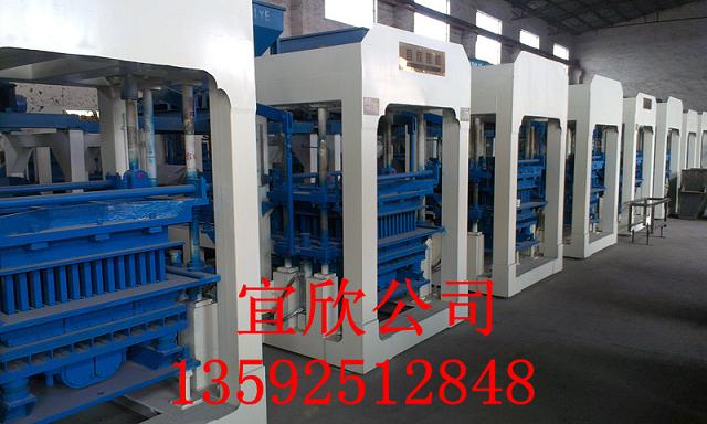 銷售甘肅生產(chǎn)廠家水泥路面彩磚機 工字護坡磚機 空心六角制磚機全套設(shè)備