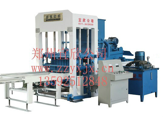 河北廠家大量供應(yīng)空心水泥磚機 水泥六角護坡磚機 工字護坡磚機設(shè)備