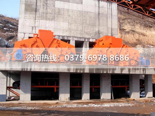 河南破碎機(jī)廠家供應(yīng)的石英砂反擊破產(chǎn)量、質(zhì)量兩不誤SYY