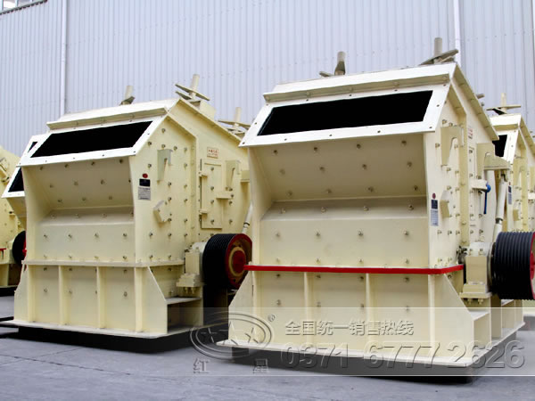 小型反擊式石子破碎機(jī)，小身材破出新技能WYL74