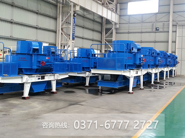 青石制砂機(jī)火熱來襲，國(guó)產(chǎn)設(shè)備就是有實(shí)力ZLL78