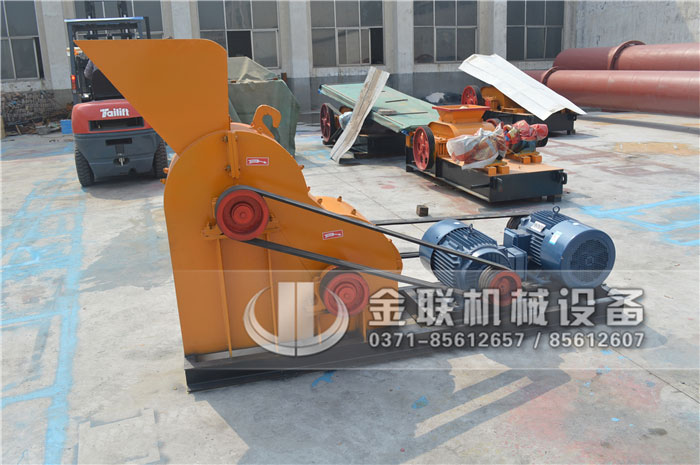 不斷研發(fā)煤矸石粉碎機新產(chǎn)品新技術zgs875