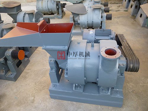 中厚公司木粉機(jī)采用國(guó)內(nèi)外先進(jìn)技術(shù)研制的一種新型制粉設(shè)備