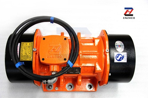 YBZU/BZD-50-6防爆振動電機3.7KW礦用6級380/660V隔爆型振動器