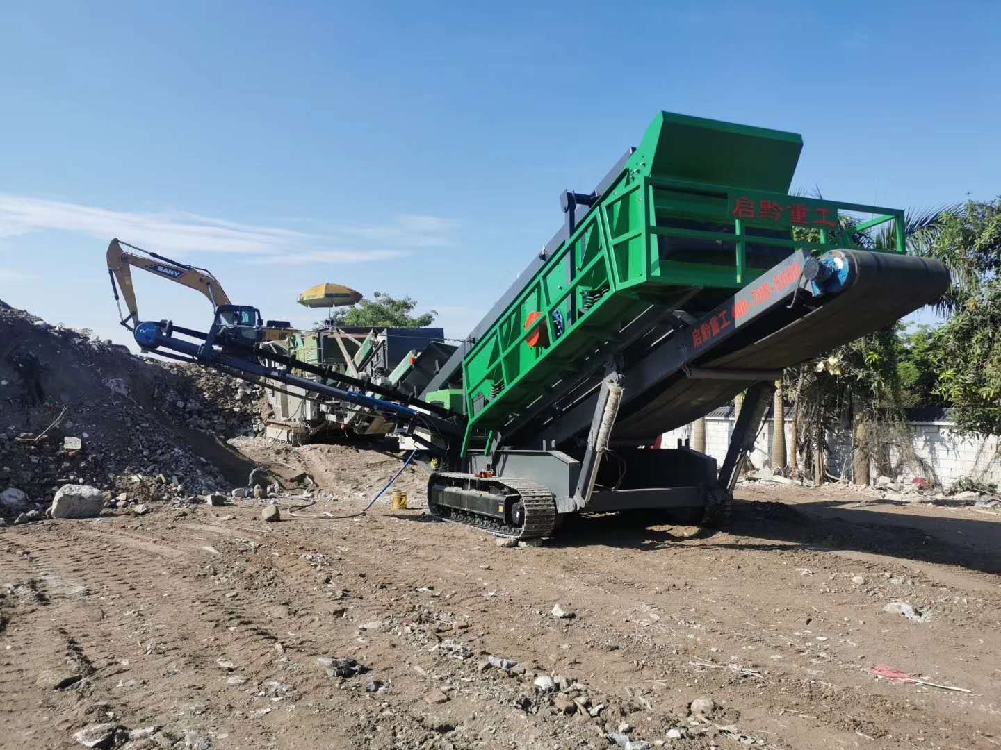 履帶式移動篩分機(jī)