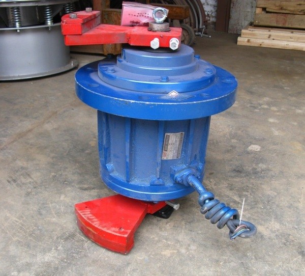 yzul振動(dòng)電機(jī)-新鄉(xiāng)市新邁電機(jī)制造有限公司