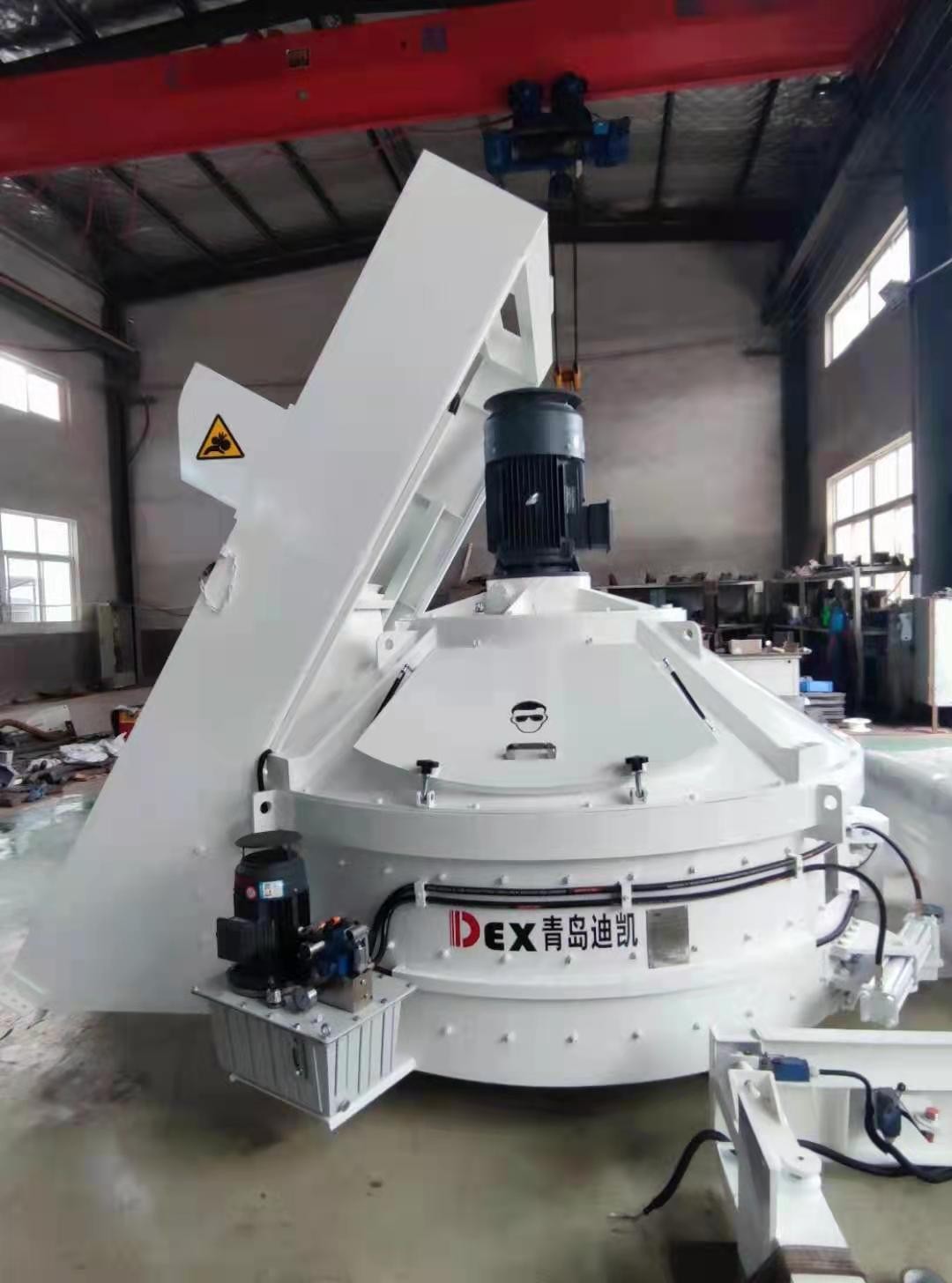 立軸混凝土攪拌機運用智能科學生產(chǎn)技術加快行業(yè)現(xiàn)代化發(fā)展步伐！