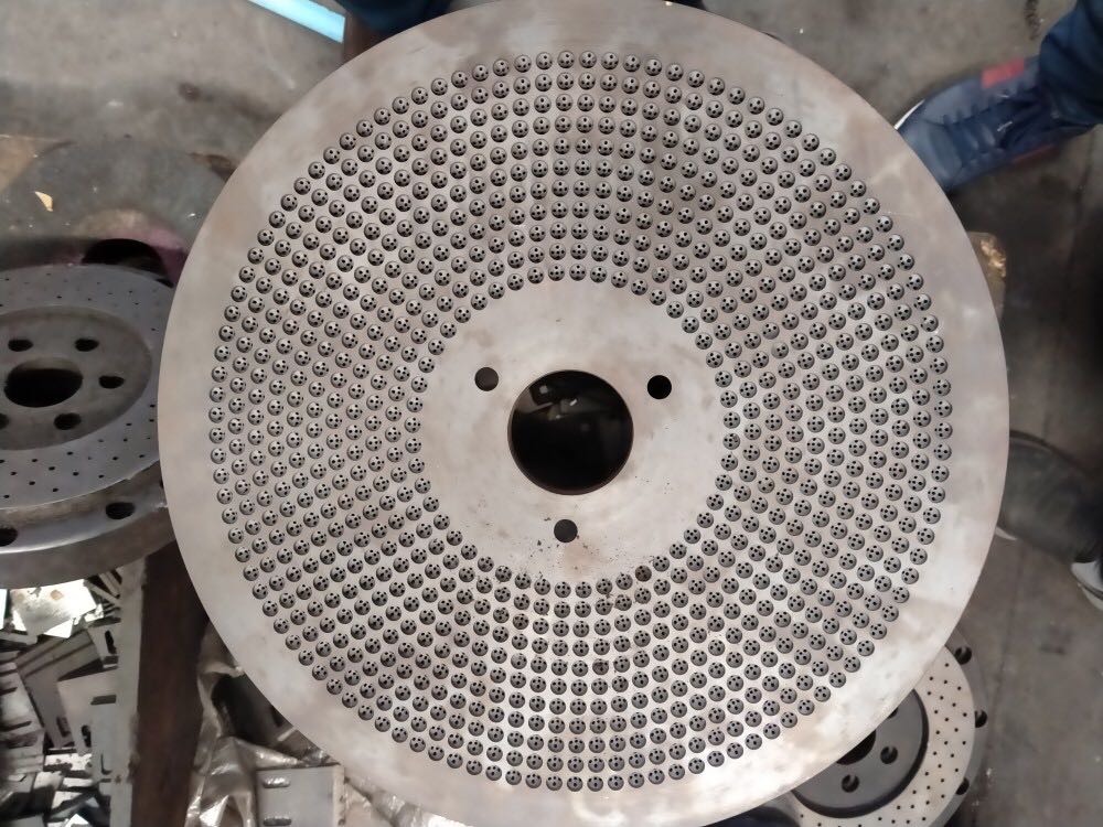 沖孔網(wǎng) 圓孔沖孔網(wǎng) 音響沖孔網(wǎng) 通風沖孔網(wǎng) 沖孔篩板網(wǎng)沖孔網(wǎng) 圓孔沖孔網(wǎng)