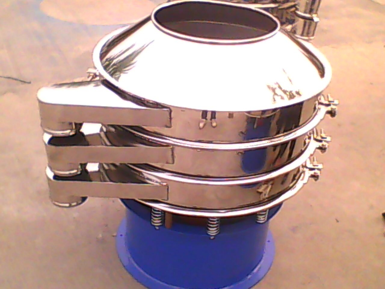 振動(dòng)篩分機(jī)