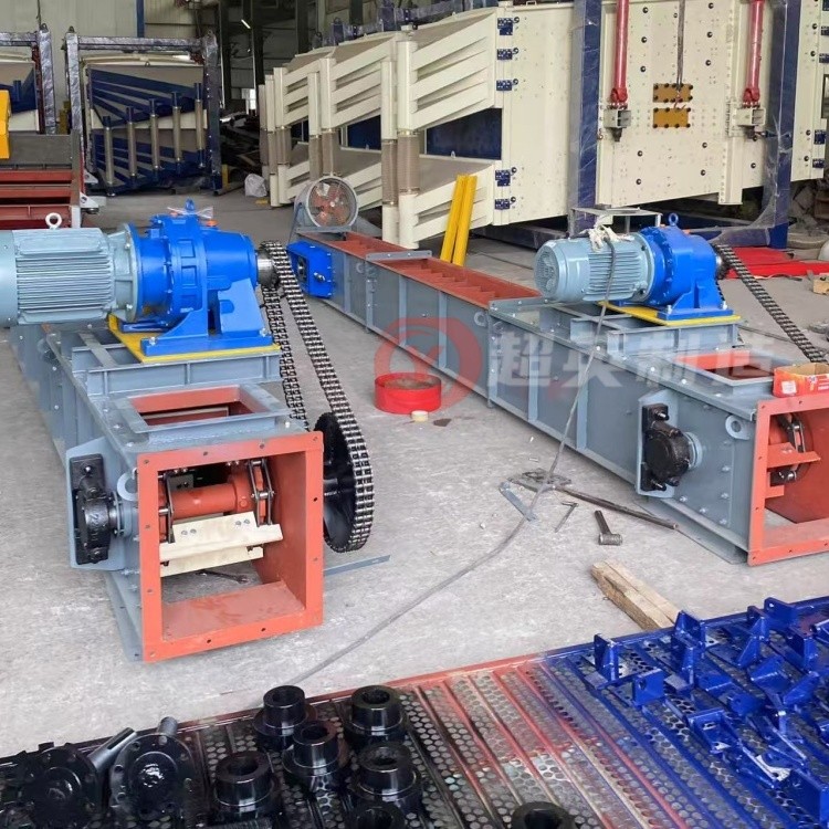 大型刮板機(jī)廠(chǎng)家粉煤灰除塵輸送設(shè)備 單雙鏈條可選