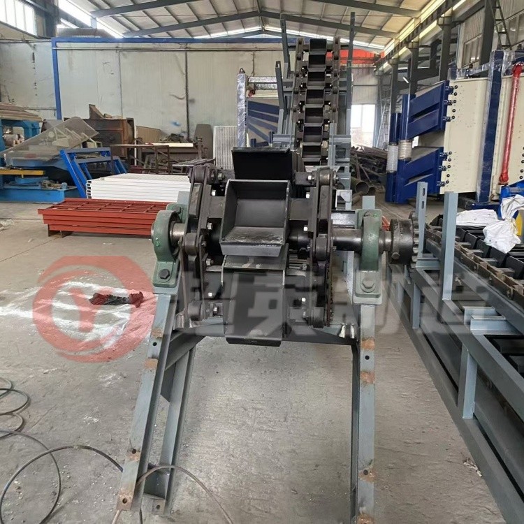 廣西高溫水泥電動(dòng)上料機(jī) 斗式提料機(jī) 鏈斗輸送機(jī)廠家