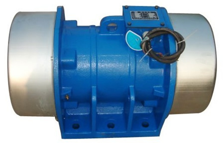 新鄉通達XV振動電機