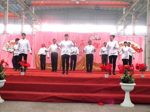 幸運一等獎   振動篩分廠   舞蹈《自由飛翔》