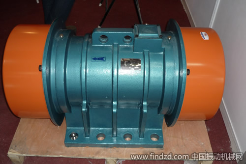 揚州寶飛振動電機產品