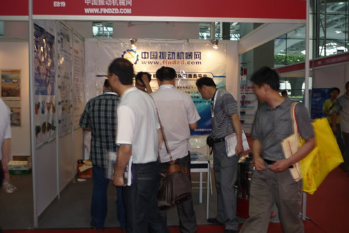 陶瓷行業求購振動篩客戶