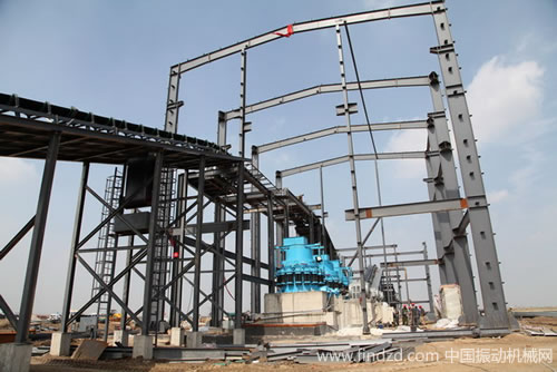 沈陽順達重礦滄州海興冀物礦業破碎機試機成功