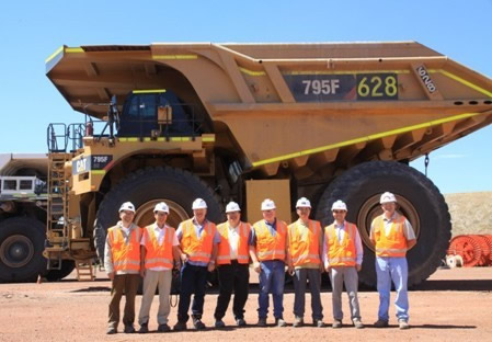大地工程開發(fā)集團(tuán)專家應(yīng)邀參觀美國博地露天煤礦