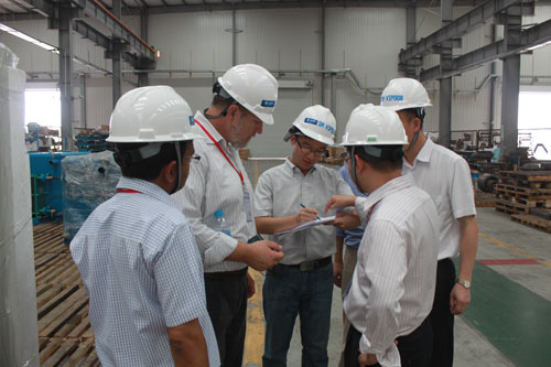 瑞士Holcim集團一行人員來山美破碎機參觀考察