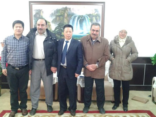 伊朗客商蒞臨太行全利重工考察節能煉鋼工程總承包項目
