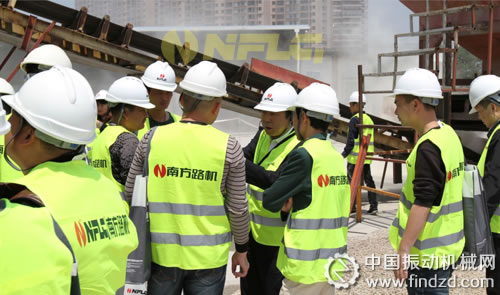 南方路機破碎整形制砂設備技術培訓及現場觀摩會