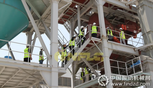 南方路機破碎整形制砂設備技術培訓及現場觀摩會