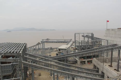 舟山小衢山島礦山開采項目生產線