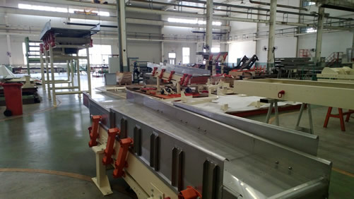 曲柄連趕振動給料機