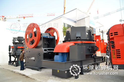 山特維克上海寶馬展展示的顎式破碎機、沖擊式破碎機、圓錐破碎機