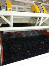 精煤脫介篩投入生產