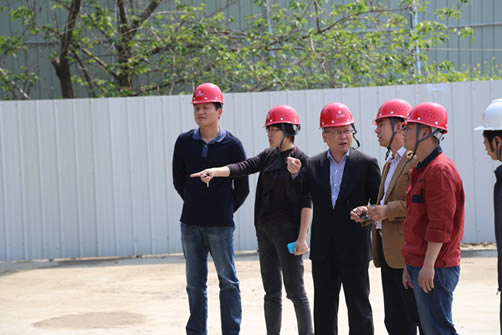 常州市武進(jìn)區(qū)水務(wù)局至三川德青工程機(jī)械清淤項(xiàng)目工地及污泥固化現(xiàn)場(chǎng)考察指導(dǎo)