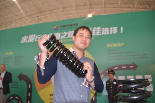 破碎篩分設備專用彈簧制造商－恒通彈簧