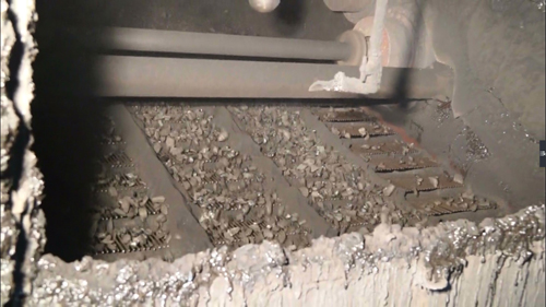 鞍重股份自主研發(fā)高強(qiáng)度自清振動(dòng)篩產(chǎn)品填補(bǔ)行業(yè)空白