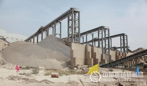 礦山生產設備包括設計產能為日產6萬噸的生產線