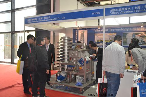 維博爾公司垂直振動提升機設備