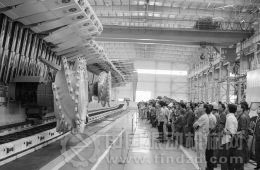 我國首套千萬噸級智能綜采裝備地面聯(lián)動試車現(xiàn)場