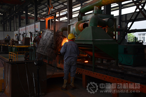 熱火朝天的生產場景讓人感嘆不已