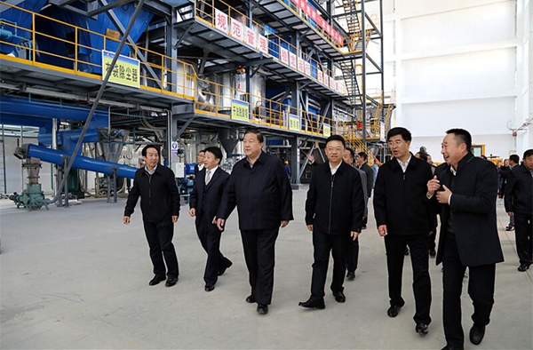省人大常委會副主任吳前參觀榆林危險廢物綜合處置中心焚燒車間