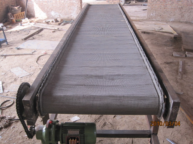網(wǎng)帶輸送機(jī).jpg